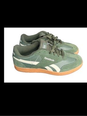 Reebok court Classic Men's Olive Green Suede Sneakers.